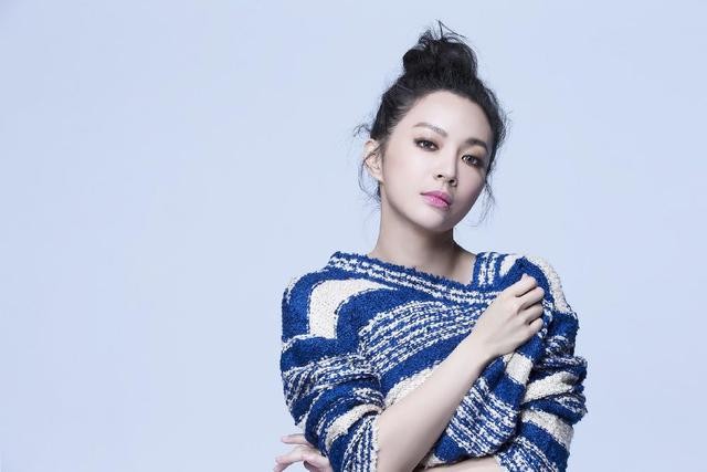 赵薇为什么被踢出娱乐圈（飞儿被甩之后被踢出团）