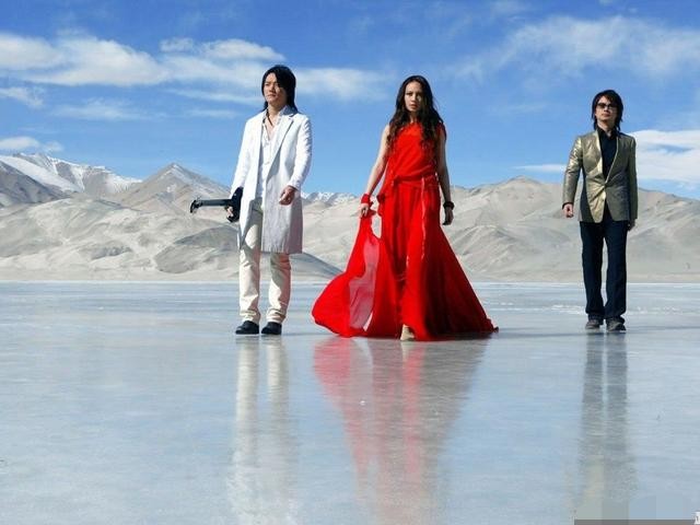 赵薇为什么被踢出娱乐圈（飞儿被甩之后被踢出团）