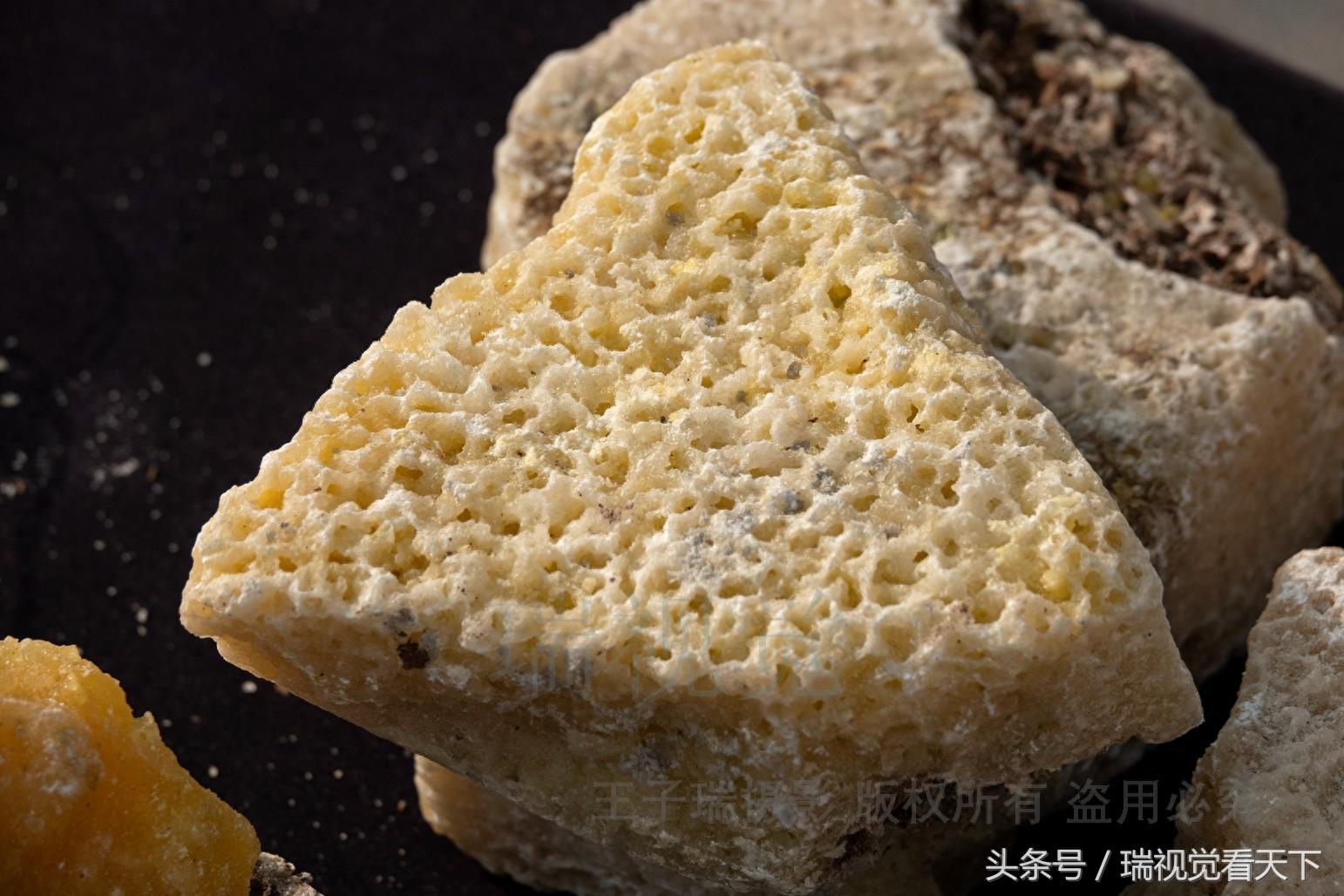 旅游景区摊点“石蜜”，99%都是假的，白糖蔗糖淀粉白矾色素香精