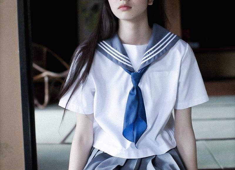 敬酒服不能穿什么颜色 敬酒服不能穿什么颜色