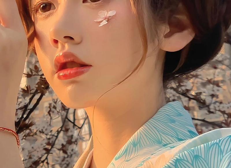 在追女生过程中，泡妞高手不会把女孩子看的很纯！