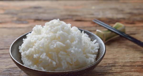 饭放冰箱能放多久,煮熟的米饭放在冰箱可以保存几天图1