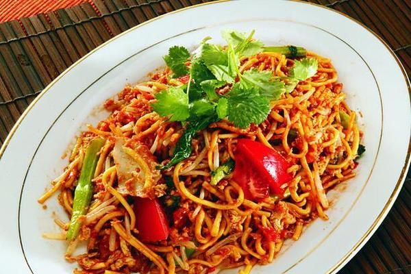 路边摊炒面的面条是什么面