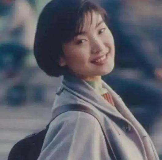 常回家看看陈红年轻时的盛世容颜（掏空丈夫12亿财产）(6)