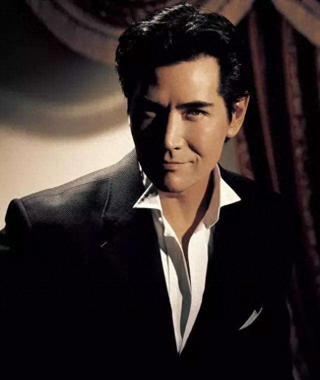 费翔：永远是国人心中的一把火