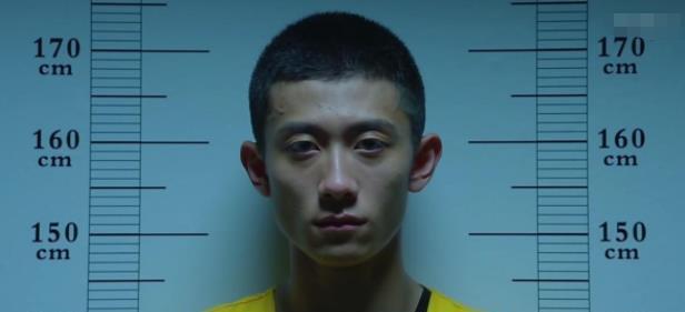 张一山低调宣布恋情，不是杨紫而是她，他俩还有这层关系！