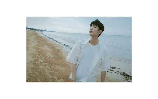 肖战原微博，肖战微博名daytoy是什么意思