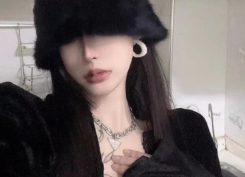 999朵玫瑰多少钱实体店（普通的999朵玫瑰多少钱左右?）