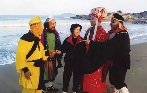 西游记六小龄童86版每集简介（西游记86版西游记）(16)