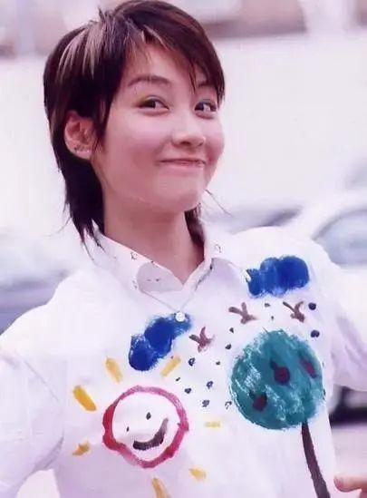 陈冠希艳门事件女主角（和陈冠希拍照女星坐牢离婚)