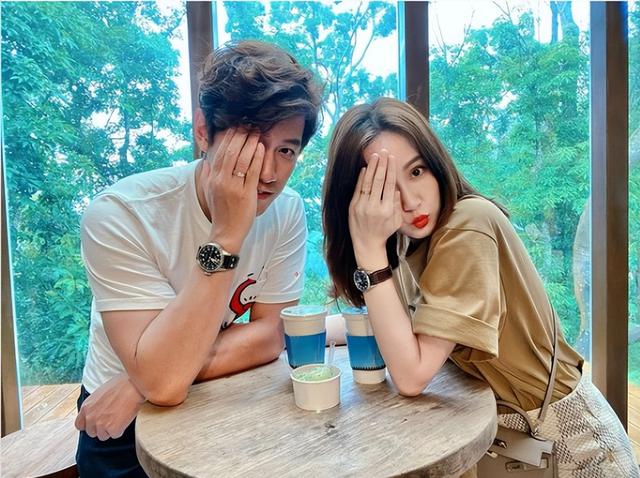 陈乔恩领证后首晒合照（陈乔恩婚后与老公）(16)