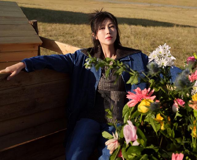 陈乔恩领证后首晒合照（陈乔恩婚后与老公）(9)