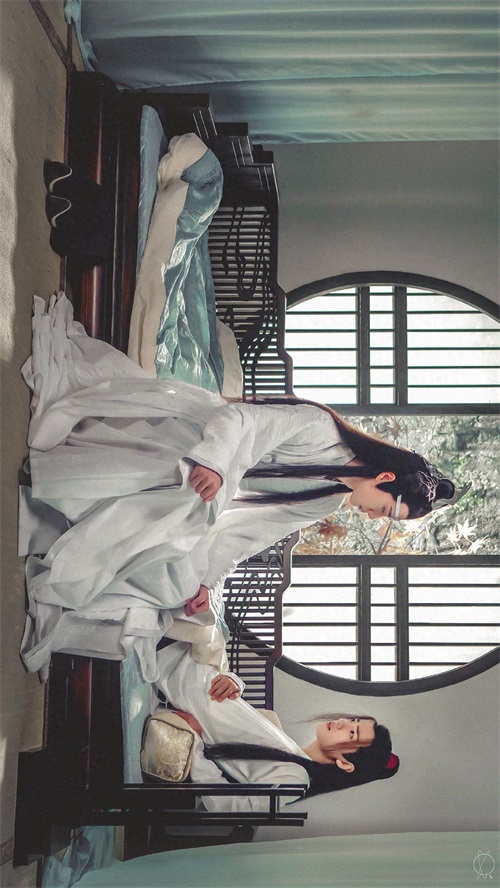 一组《陈情令》蓝忘机和魏无羡高清无水印壁纸，喜欢赶紧保存吧